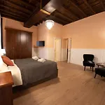 The Best Rent - Apartment near Fontana di Trevi